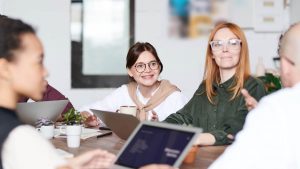 bg 09 free img 300x169.jpg